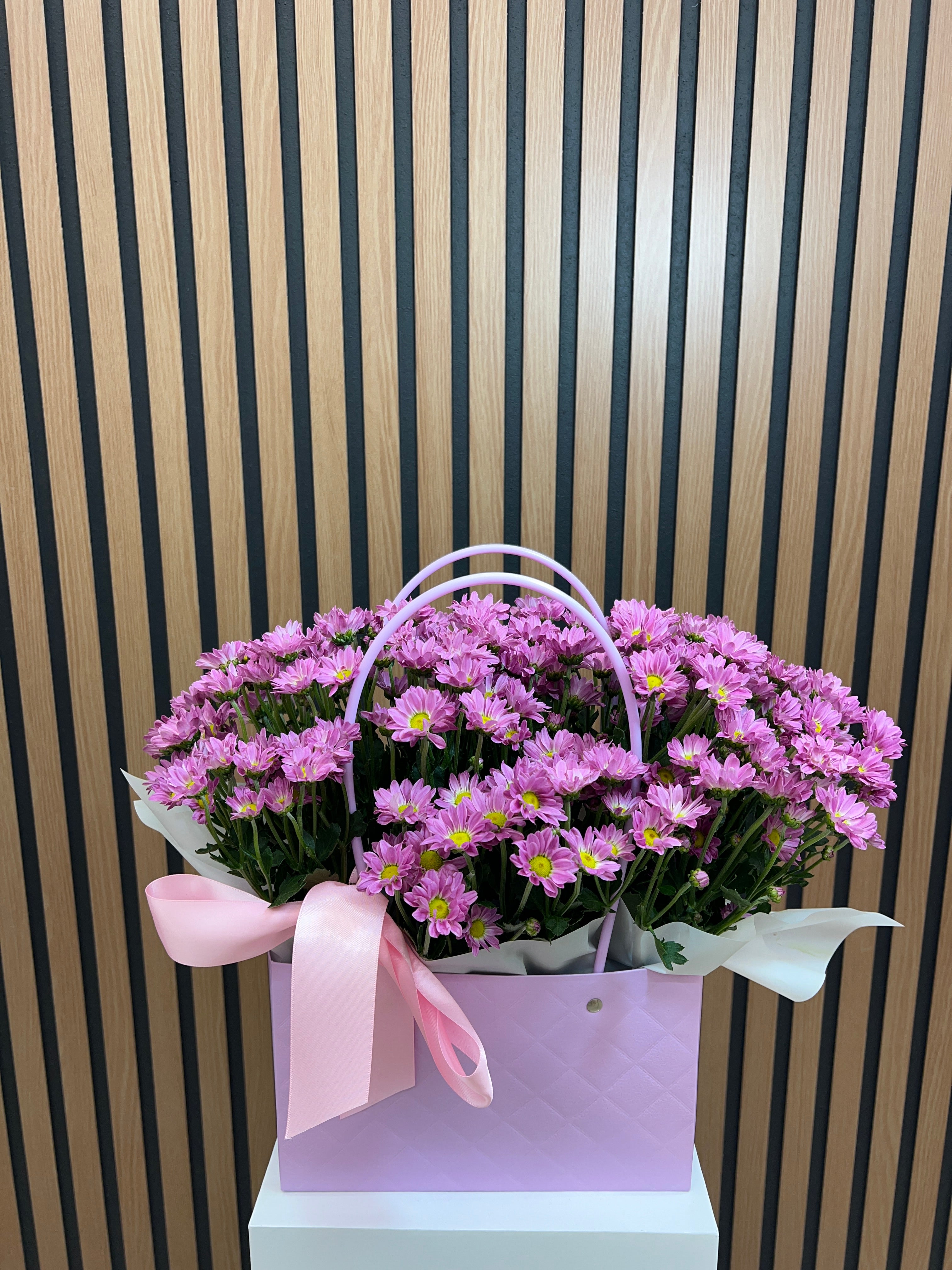Lavender Daisy Delight handbag
